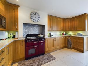 Kitchen- click for photo gallery
